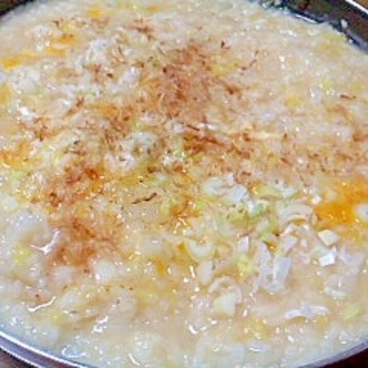 冷凍ごはんと残り野菜でフライパンおじや